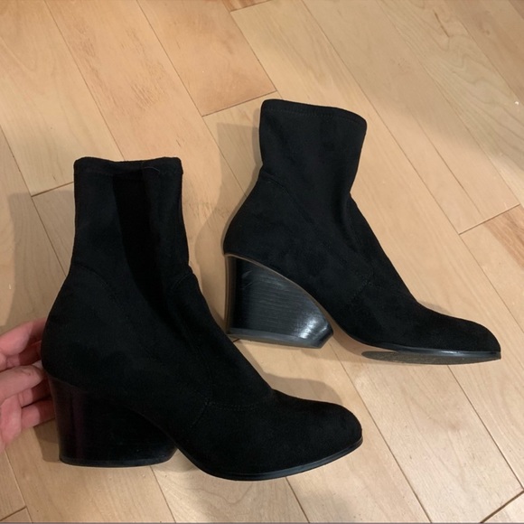 Donald Pliner Pandora Sock Booties - Picture 7 of 7